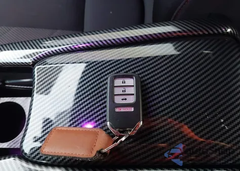 2019 Honda Civic Si from USA, damaged, VIN 2HGFC1E54KH705198